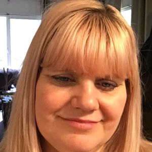 Meet your Posher, April